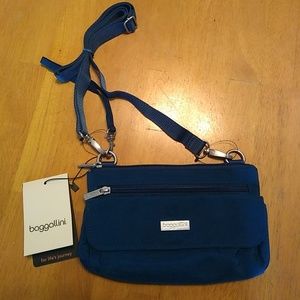 Baggallini crossbody mini purse